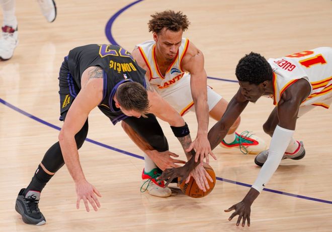 老鹰强势领跑东部第五 骑士季后赛或遇劲敌