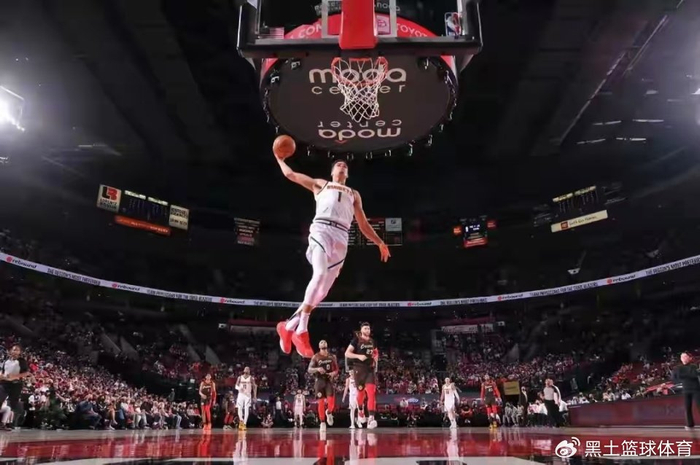 贾登·艾维被裁引热议 波特伤病逆袭成典范