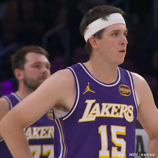 里夫斯放弃1490万合同成自由球员 湖人今夏或迎薪