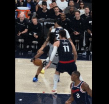 马刺力克快船卡斯尔23+7+8助 文班亚马领跑MVP榜